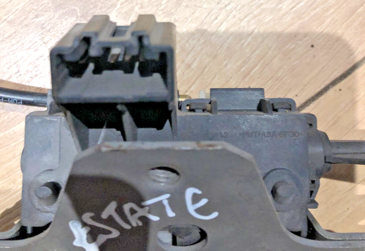 Jaguar XF 2011-2015 BOOT LATCH (ESTATE ONLY) CX23-442A66-DB