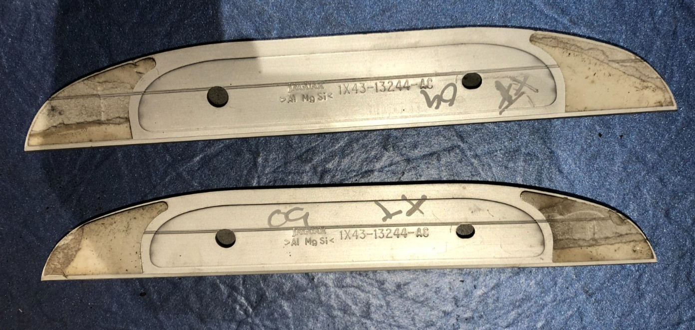 JAGUAR X-TYPE TRIM WITH LOGO SYMBOL EMBLEM TRIM