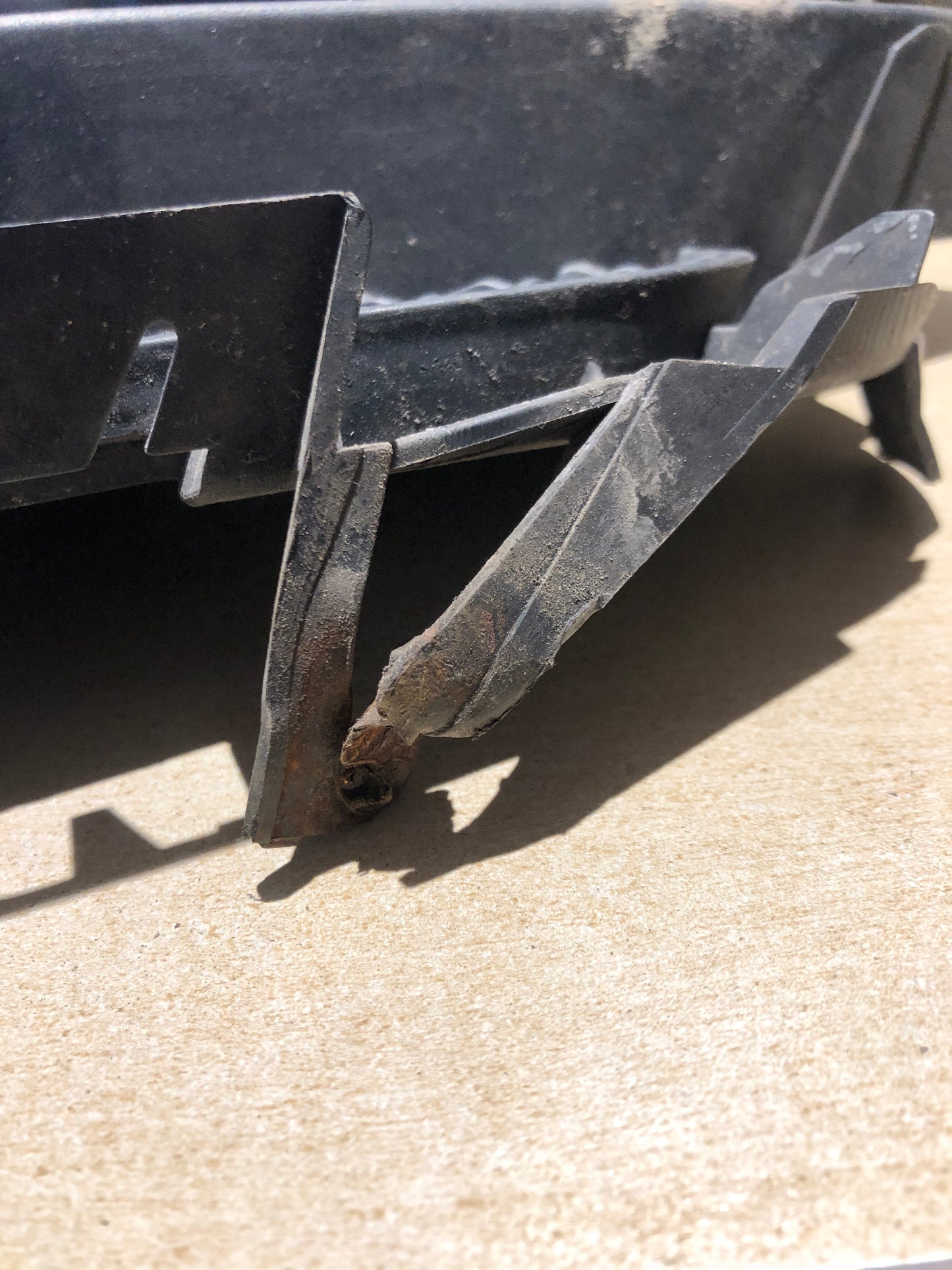 Jaguar XF X250 2008-2011 FRONT RIGHT BUMPER AIR DUCT GRILLE INSERT