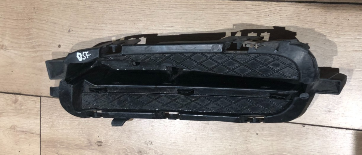 Jaguar XF X250 2007-2014 Right Front Bumper Lower Grille (CLOSED MESH)