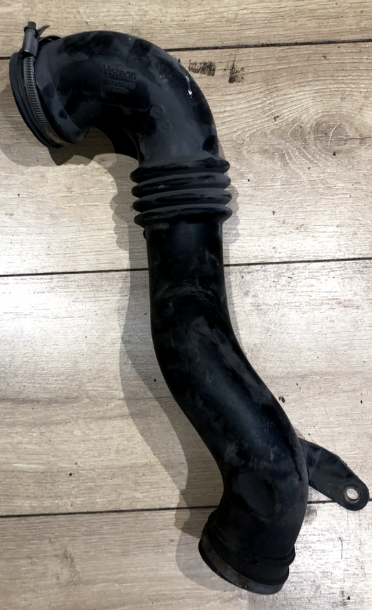 XF / XJ / S-TYPE DIESEL 2.7 TDVi - AIR INTAKE TUBE HOSE LEFT BANK