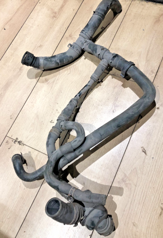 JAGUAR XF X250 2.7 TDV6 DIESEL THERMOSTAT WITH COOLANT HOSES