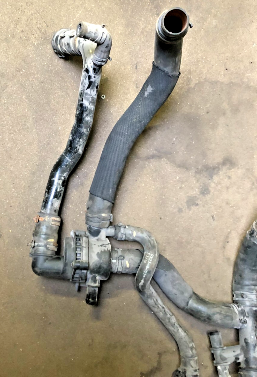 Jaguar XF X250 2011-2015 3.0 D Engine Thermostat & Coolant Pipes Hoses /Water Coolant Flange Pipe