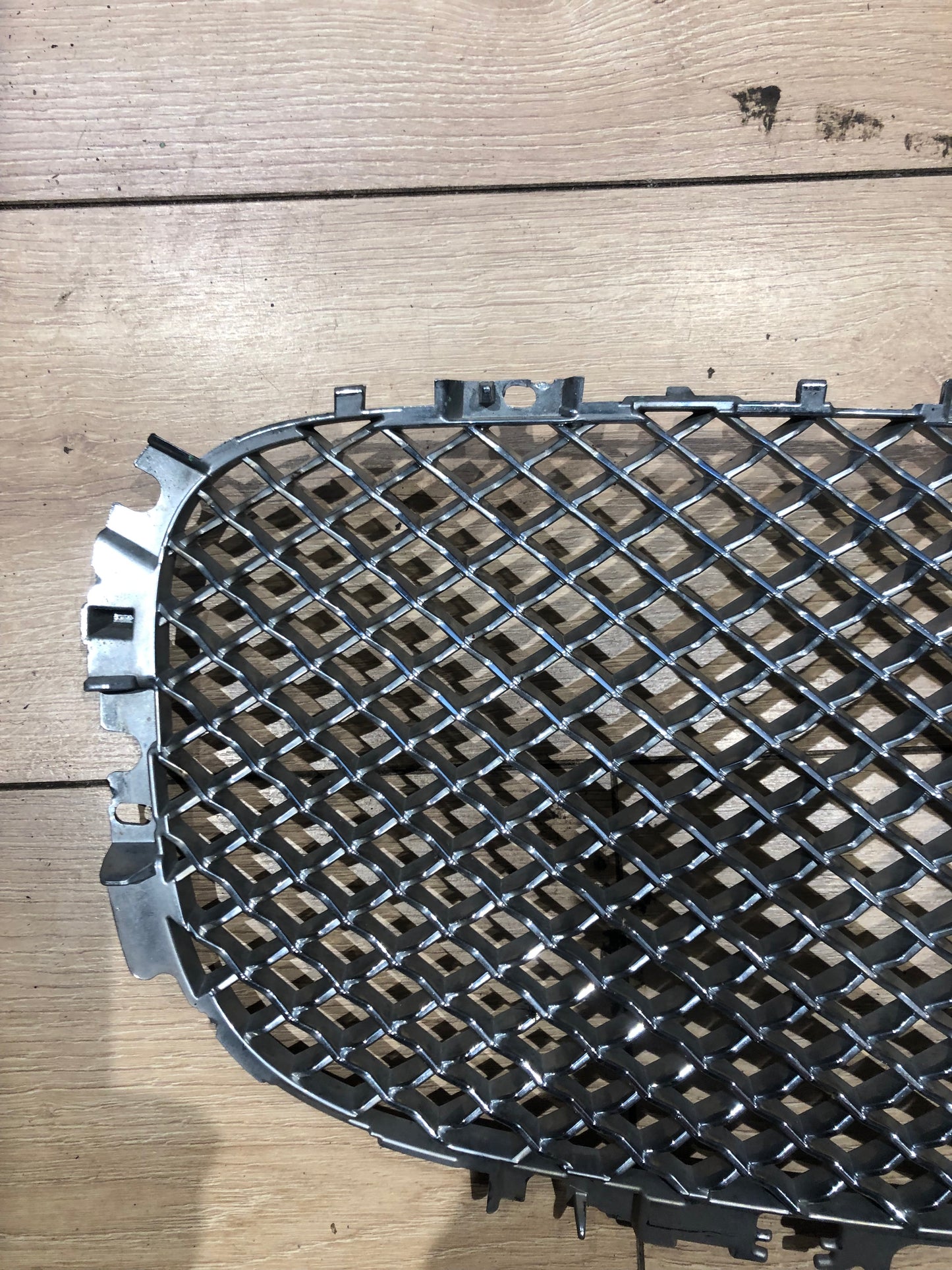 JAGUAR XF 2011-2015 CHROME MESH GRILLE (PRE FACELIFT)