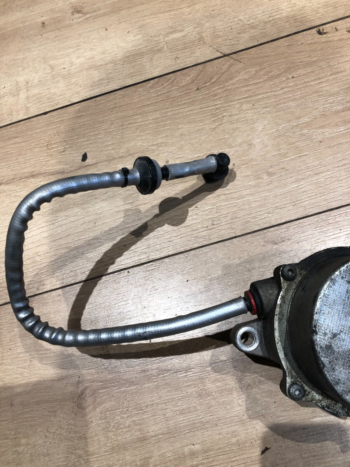JAGUAR XF X250 BRAKE VACUUM PUMP/THERMOSTAT ASSEMBLY