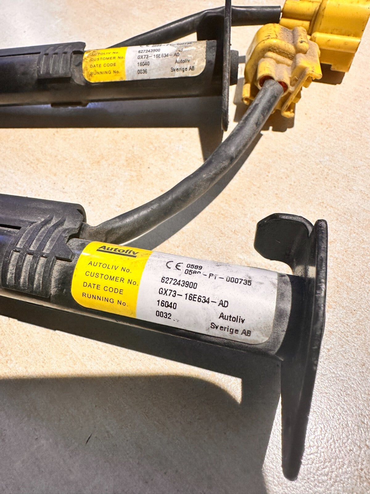 JAGUAR XE X760 BONNET HOOD ACTUATOR GX73-16E634-AD PAIR