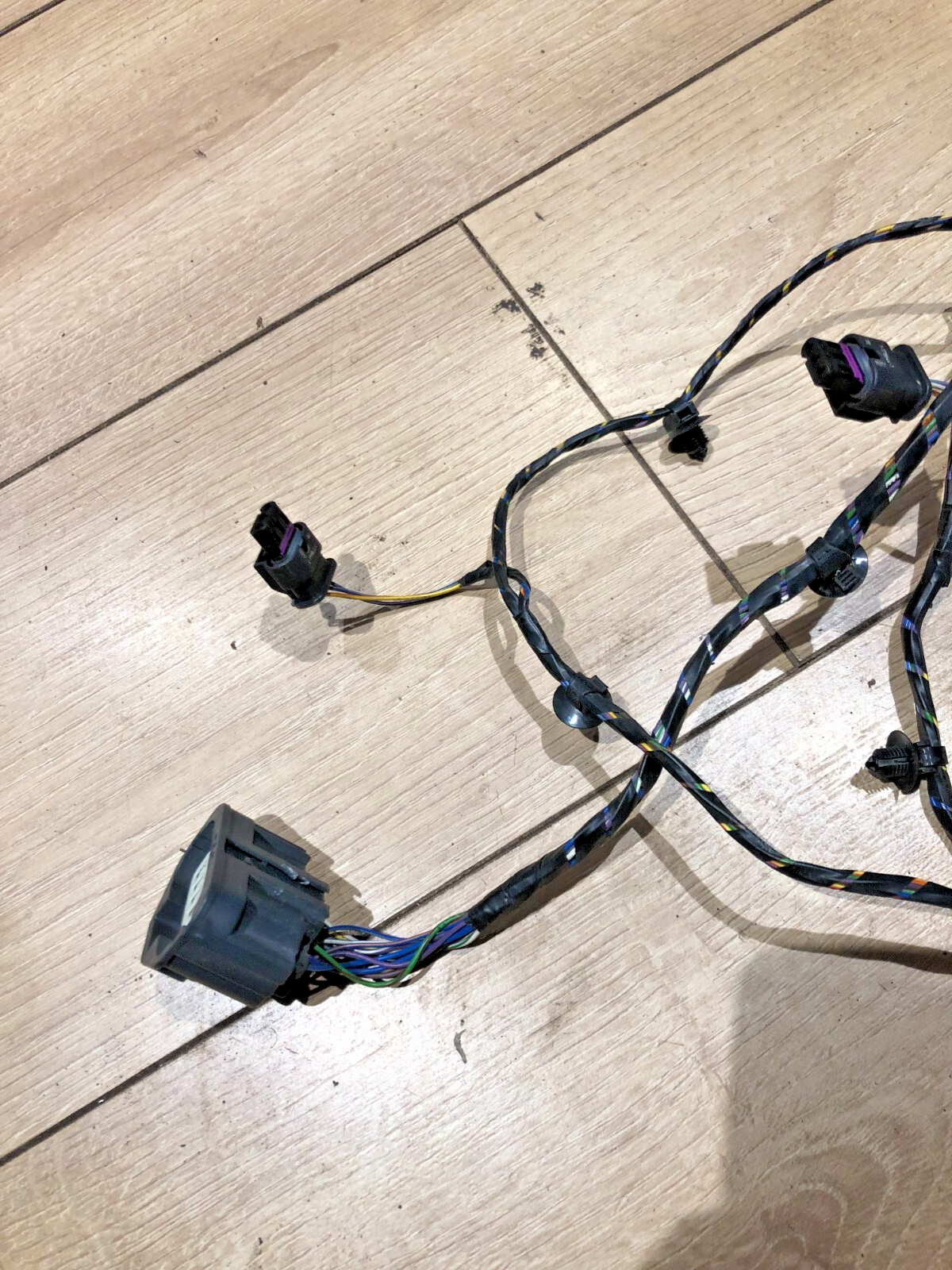 JAGUAR XF / XFR 2011-2015 PARKING SENSOR WIRING HARNESS FRONT BUMPER