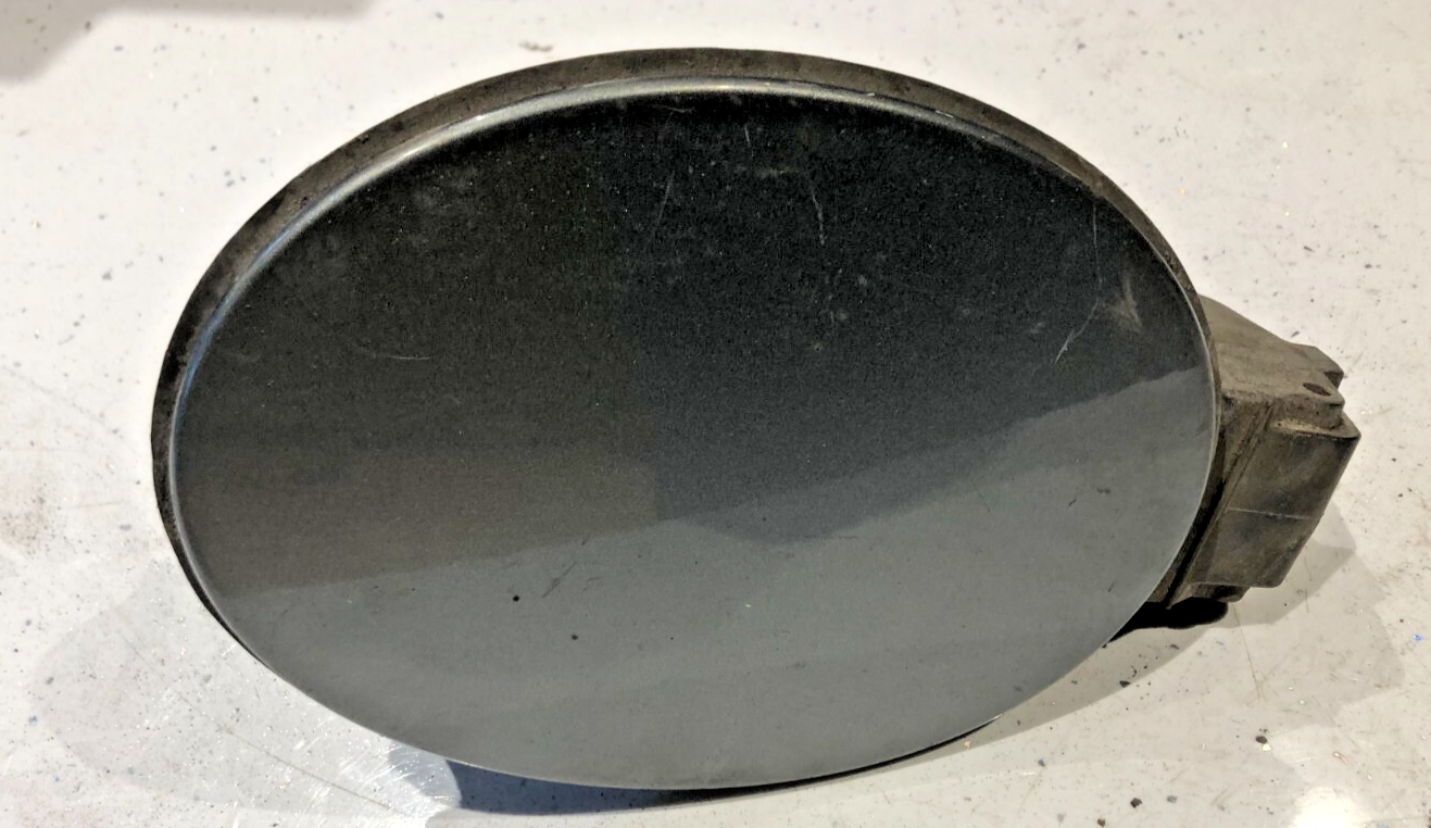 Jaguar X-Type 2001-2010 (Saloon models )FUEL FLAP DOOR (LMR)
