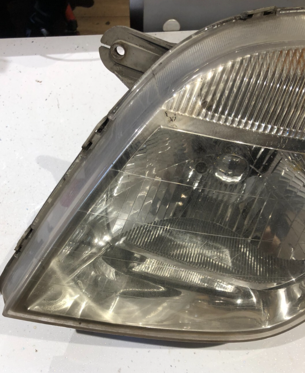 LDV MAXUS HEADLIGHT PASSENGER LEFT SIDE 0301-001239 2005 - 2009