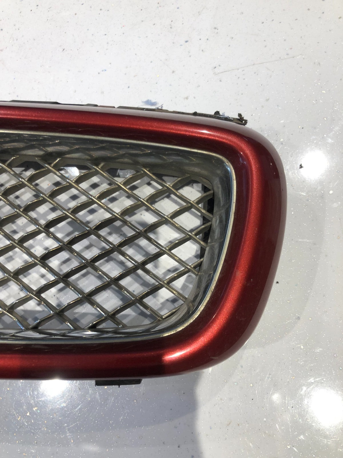 Jaguar X-Type 2001-2010 RED FACELIFT RADIATOR GRILLE / GRILL