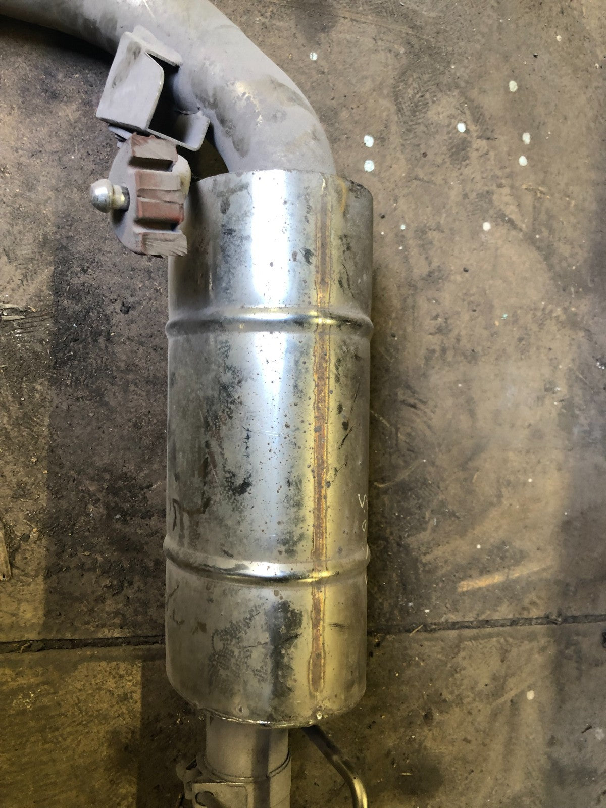 JAGUAR XF X250 MUFFLER EXHAUST RIGHT DRIVERS 5.0L