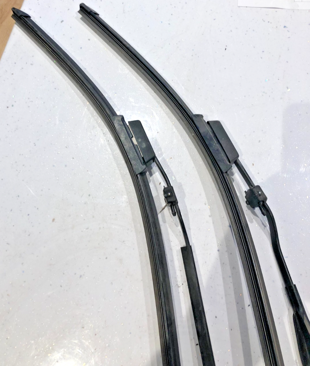 Jaguar XK8 XKR 1996-2006 WINDSCREEN WIPER ARM PAIR