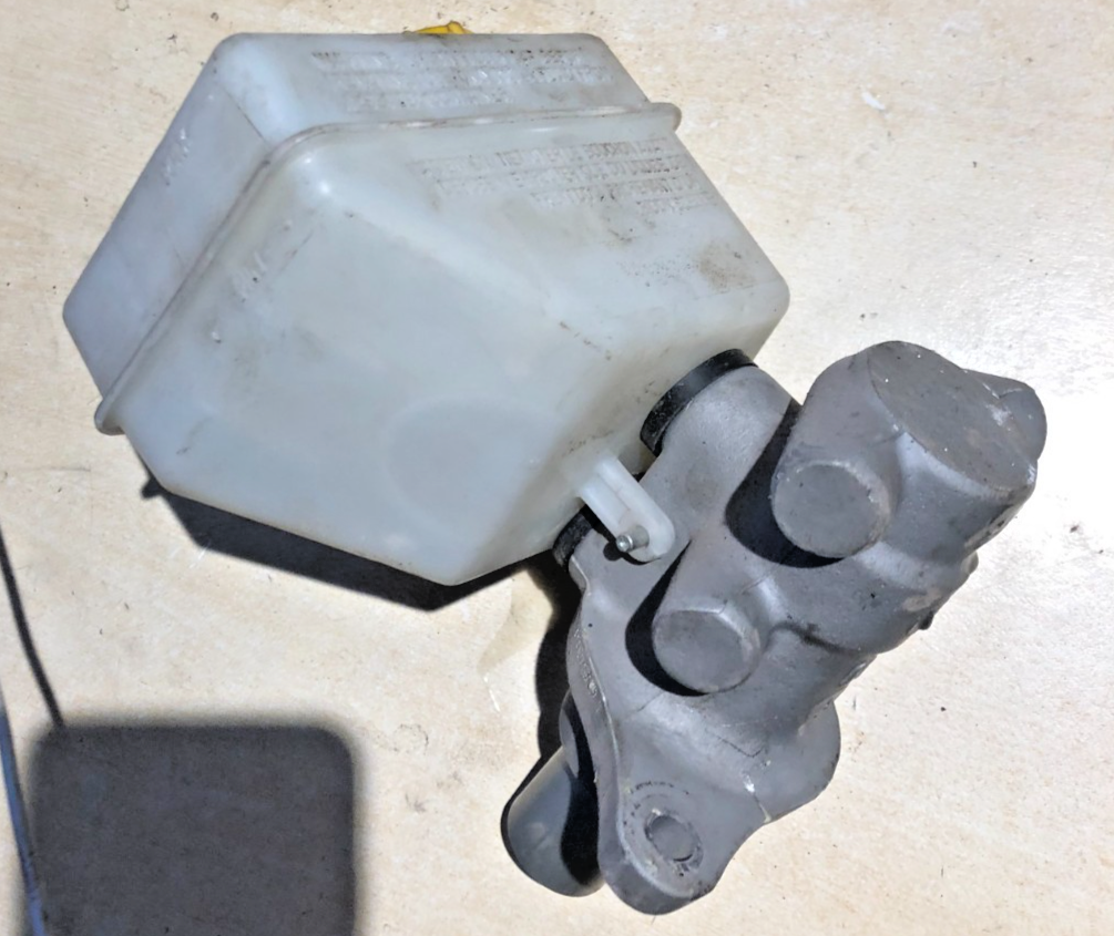 JAGUAR S-TYPE XJ XK 2005-2014 BRAKE MASTER CYLINDER