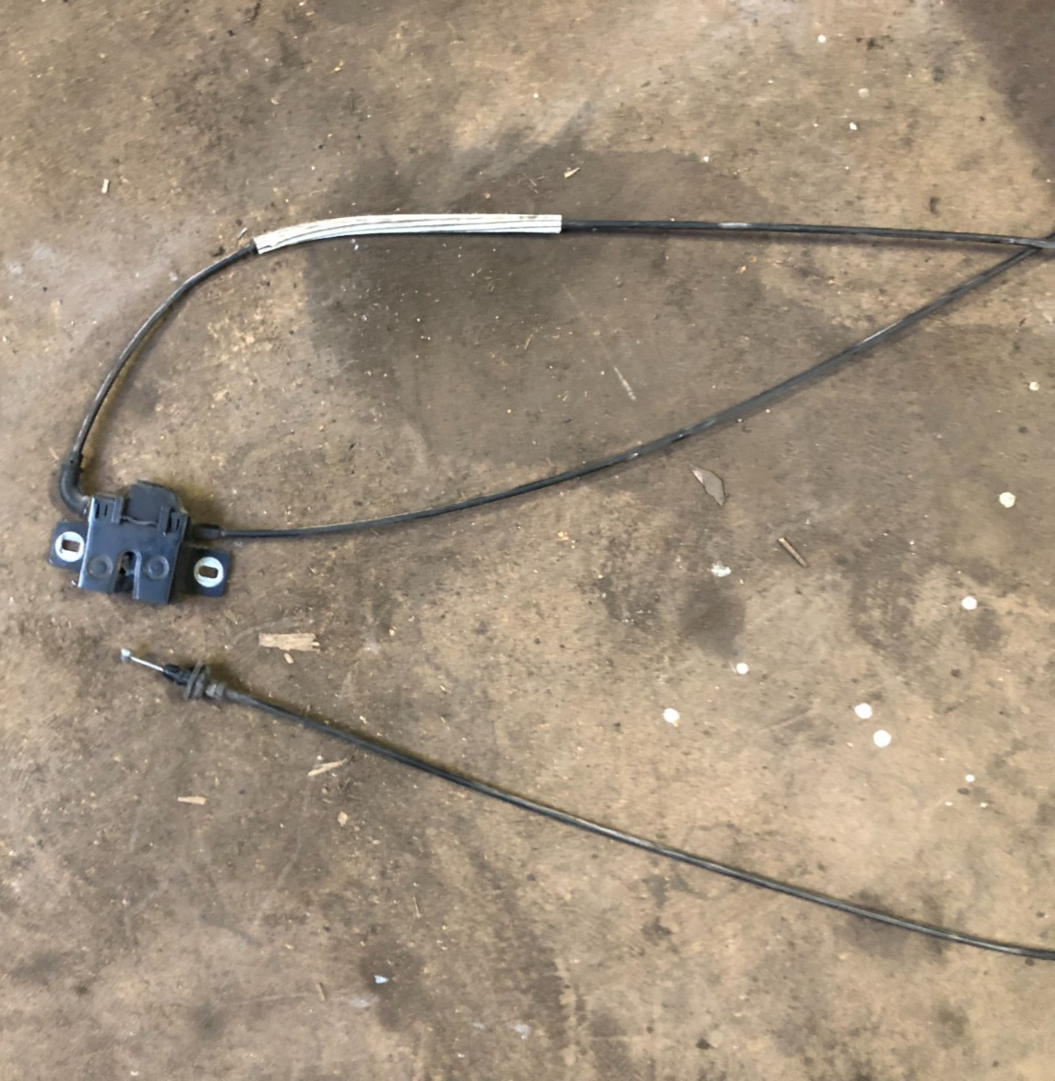 Jaguar XF X250 Bonnet Lock Catch PAIR