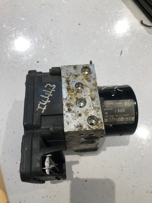 JAGUAR XJ6 XJ8 X350 S-TYPE 2005-2008 ABS PUMP + MODULE 5W93-2C405-AB