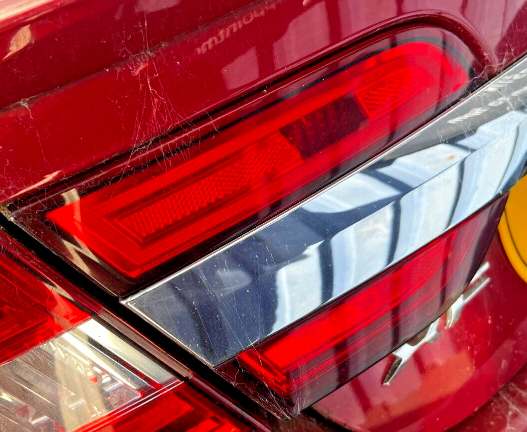 JAGUAR XF X250 facelift 11-15 RIGHT DRIVERS SIDE HEADLIGHT/LAMP