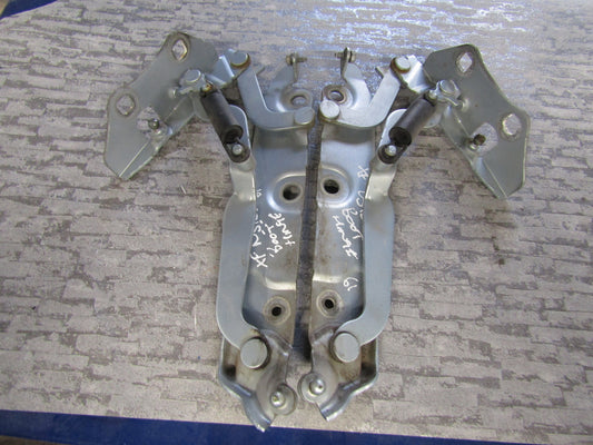 Jaguar XF X250 Bonnet Hinge Pair LIGHT BLUE