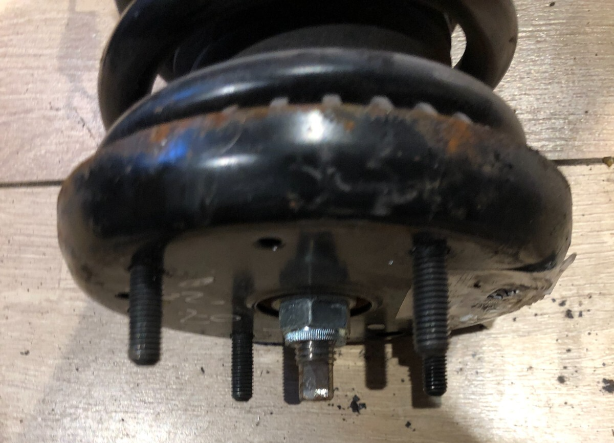 Jaguar S-Type O/S/R REAR HUB AND DRIVESHAFT/BEARINGS