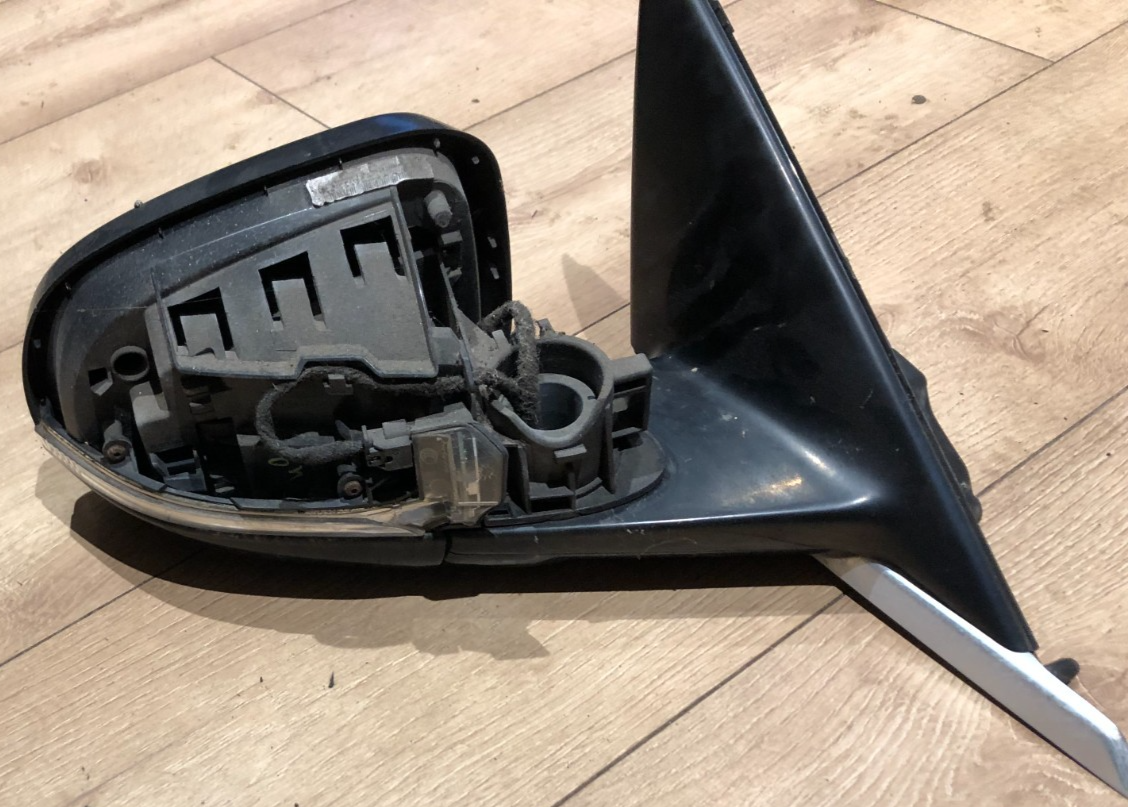 JAGUAR XF X250 DRIVERS O/S Wing Mirror -8 WIRES
