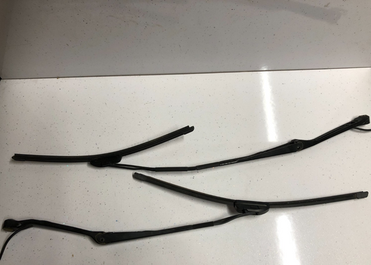 Jaguar S Type Front Windscreen Wiper Arms & Blades Pair