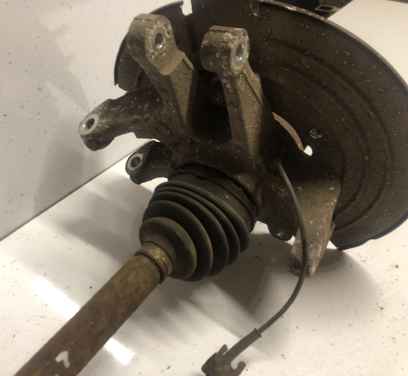 JAGUAR XF X250 2.7D PASSENGER LEFT REAR HUB WHEEL BEARING & DRIVEHAFT ASSEMBLY