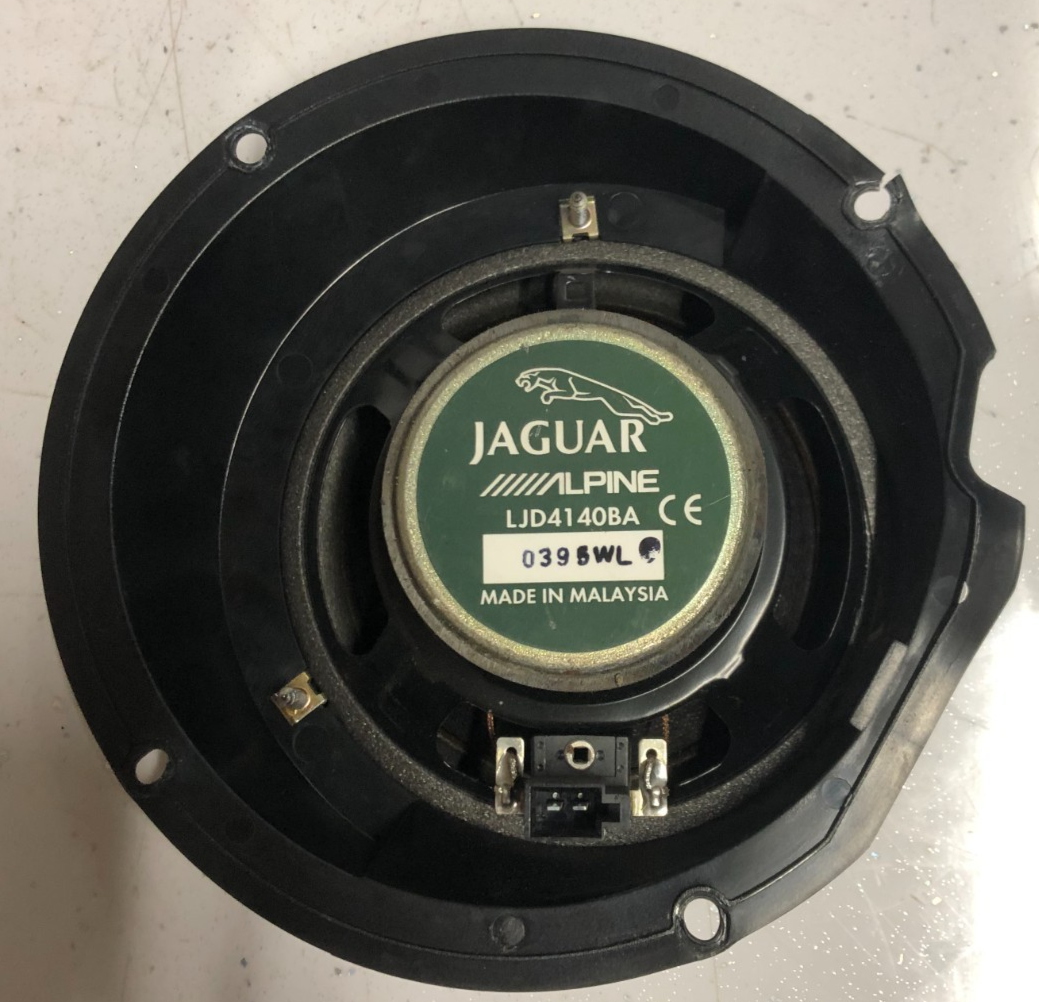 Jaguar XK8 XKR 2000-2006 SUB WOOFER SPEAKER LJD4140BA RH TOP