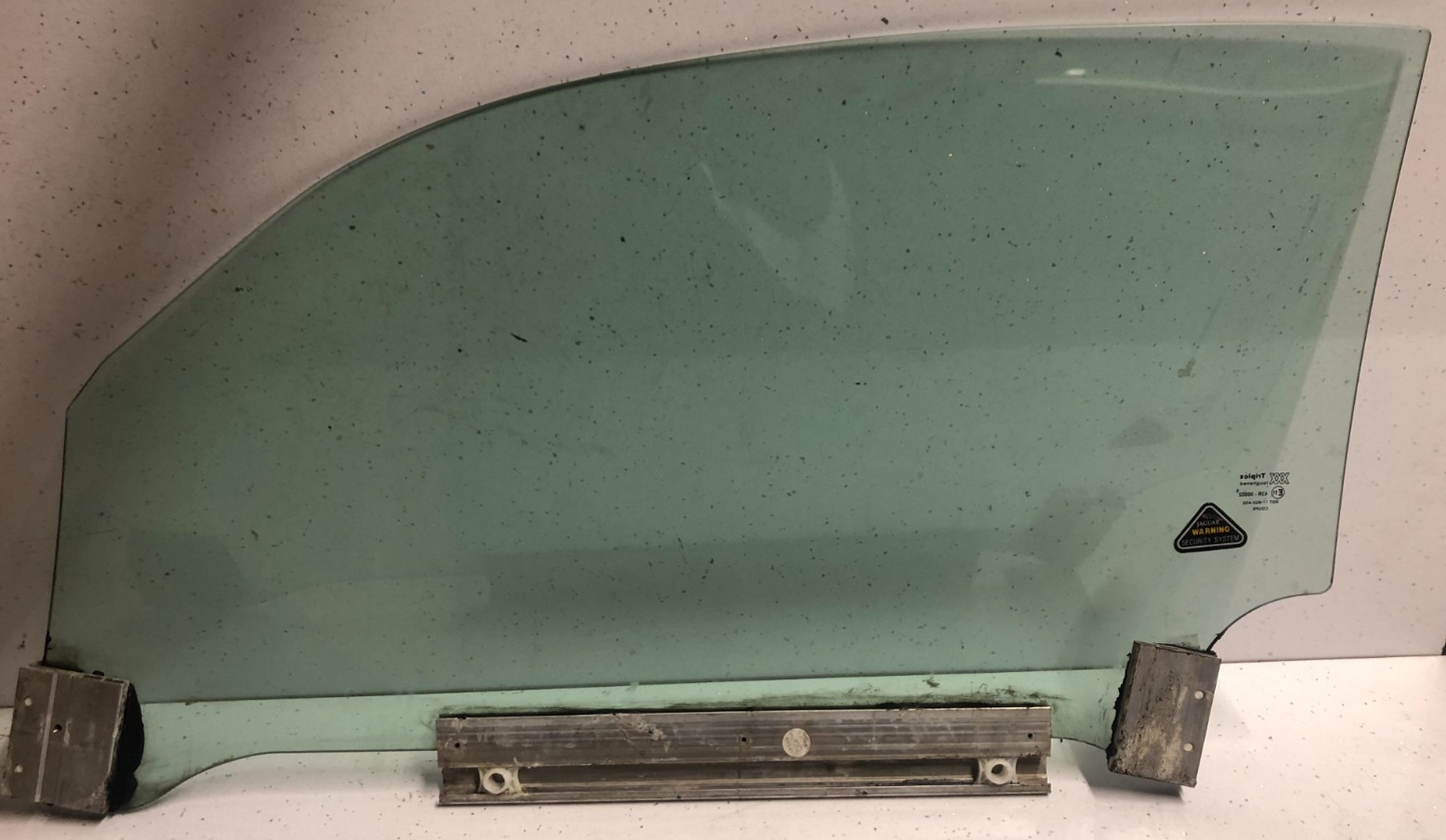 Jaguar XK8 XKR CONVERTIBLE 1996-2006 FRONT RIGHT WINDOW GLASS