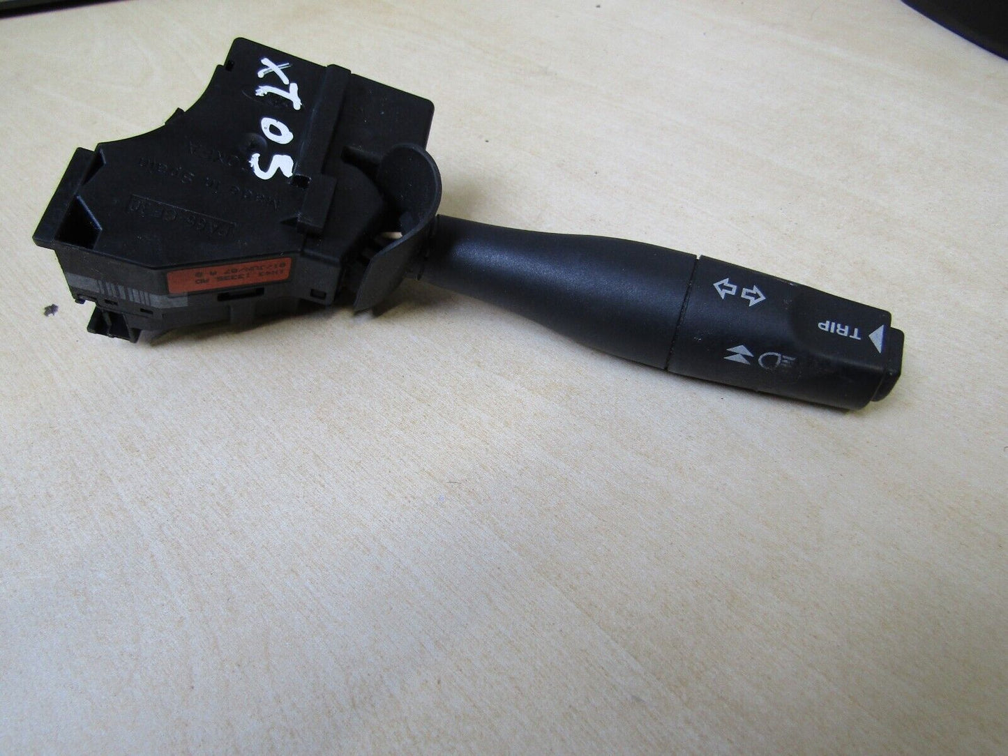 JAGUAR X-TYPE 1X43-13335-AD WIPER STALK/SWITCH AUTO