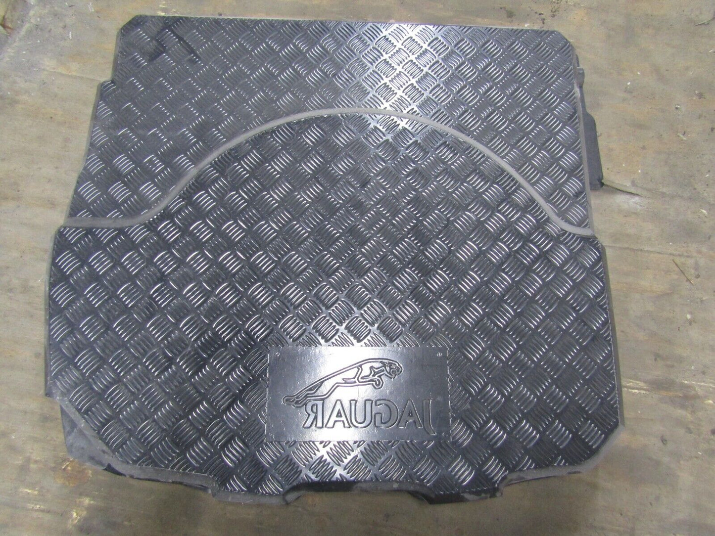 JAGUAR BOOT TRUNK PLASTIC LOADSPACE SEMI RIGID TRAY
