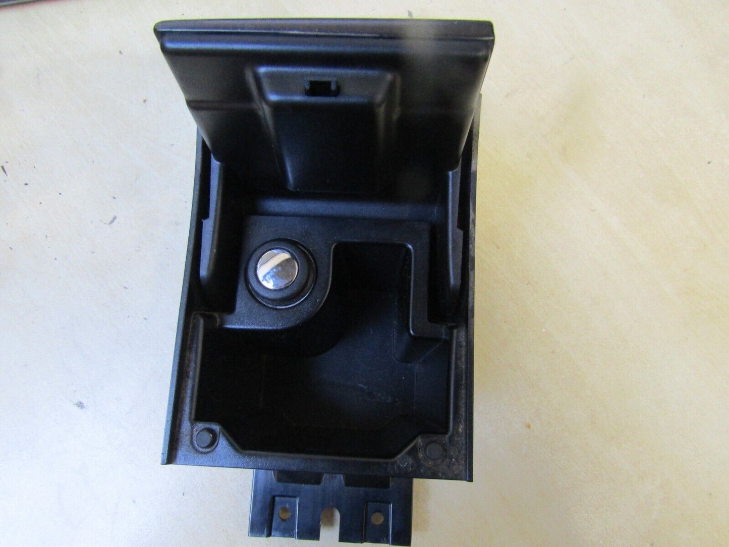 JAGUAR XF X250 CENTRE CONSOLE CUP HOLDER COMPARTMENT AX23-045H72-A