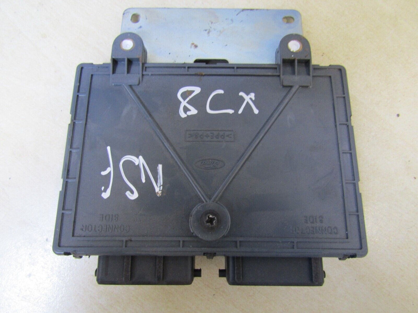 JAGUAR XJ8 / X308 98-02 FRONT DOOR MODULE LNG2120AB