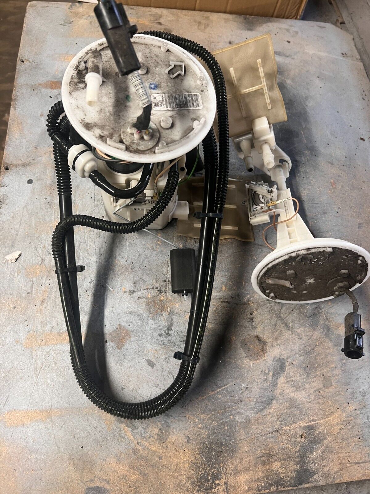 2001 jaguar s type fuel pump deals