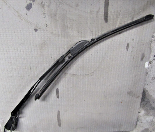 JAGUAR XJ8 WIPER ARM X351 2001