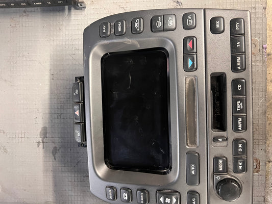 JAGUAR S-TYPE RADIO HEAD UNIT WITH CODE 1X43-10E889 GC