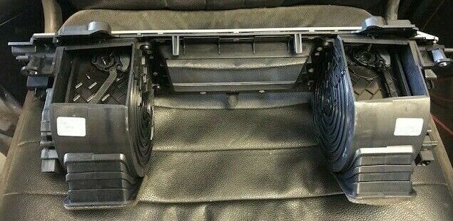 JAGUAR XF DOUBLE AIR VENTS WITH SURROUND TRIM 8X2319K617AH 2008-12