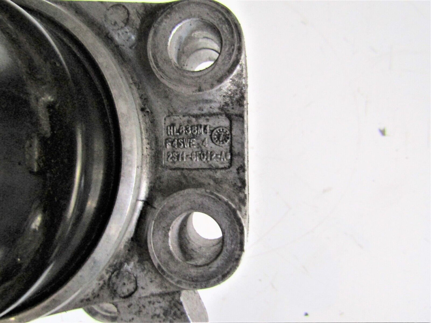 JAGUAR X-TYPE  ENGINE MOUNT / SUPPORT BRACKET FRONT RIGHT