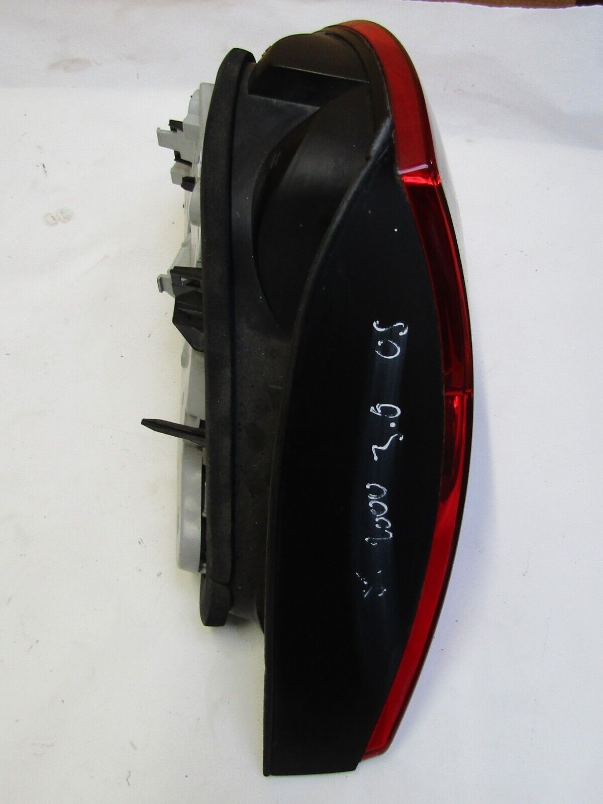 JAGUAR S TYPE O/S DRIVERS SIDE TAIL LIGHT