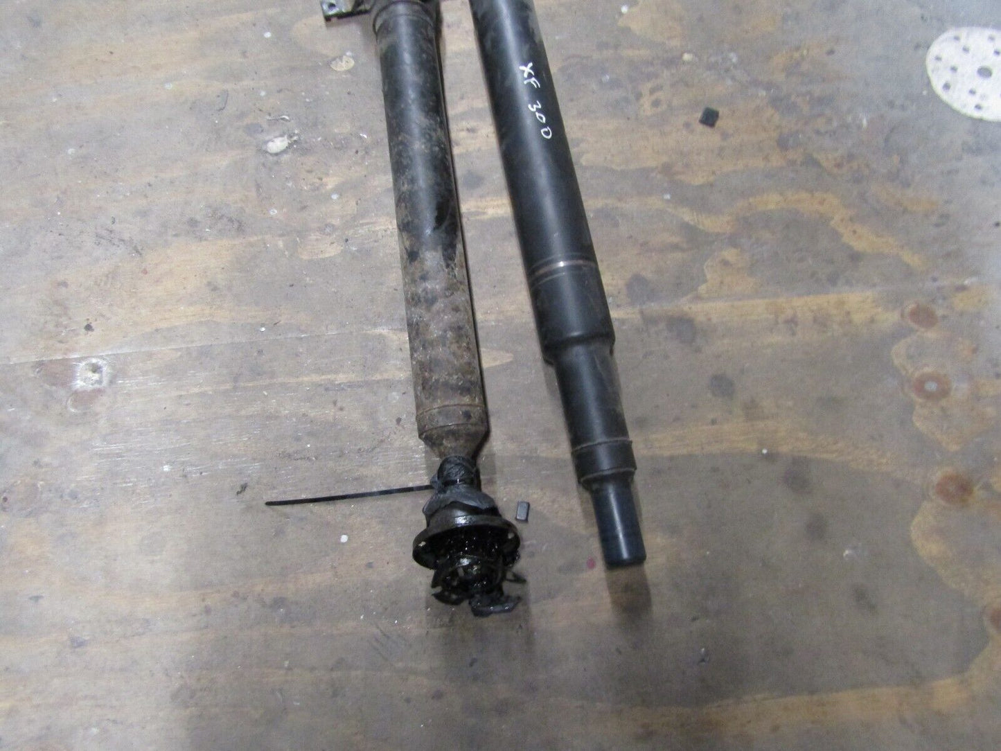 JAGUAR XF 3.0 DIESEL AUTO FRONT PROP SHAFT