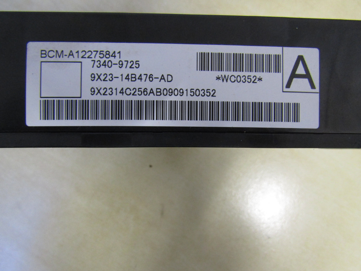 JAGUAR XF X250 FUSE BOX CONTROL UNIT 8X2T-14B476-AD