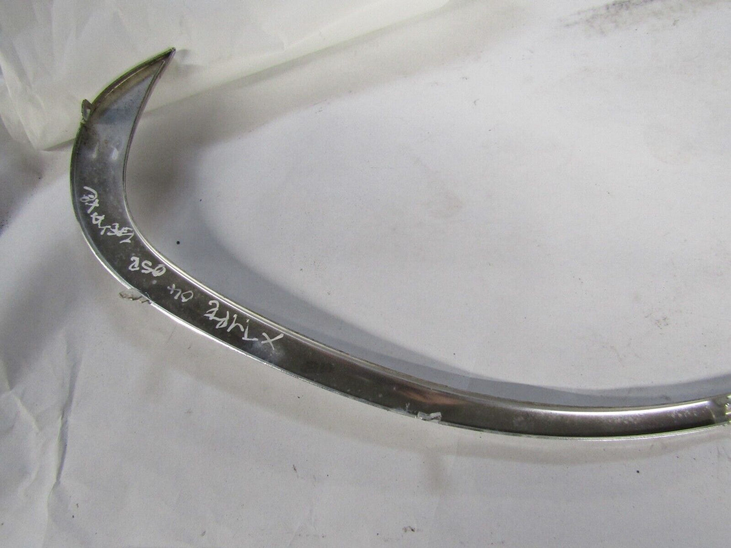JAGUAR X TYPE ESTATE REAR RIGHT BODYSIDE GLASS WINDOW FINISHER TRIM CHROME -