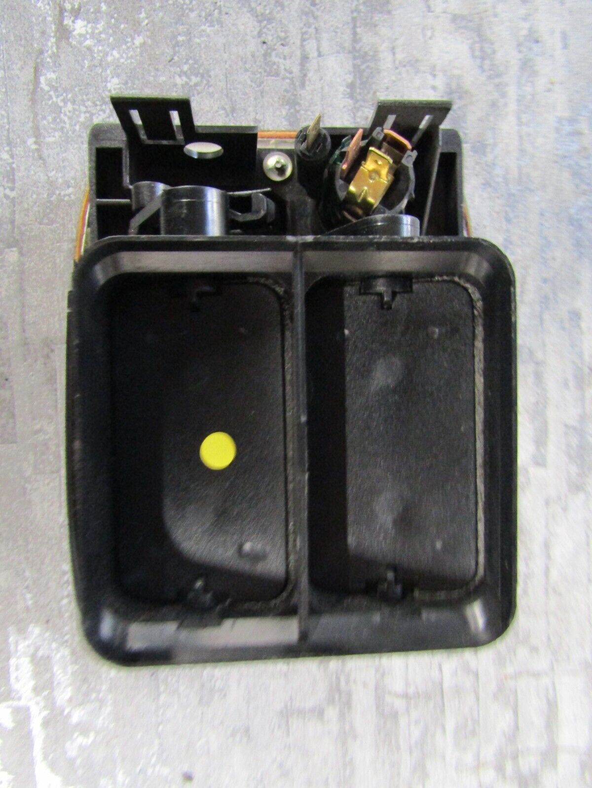 Jaguar XJ 3.2 PETROL AIR VENT/ LIGHTER UNIT