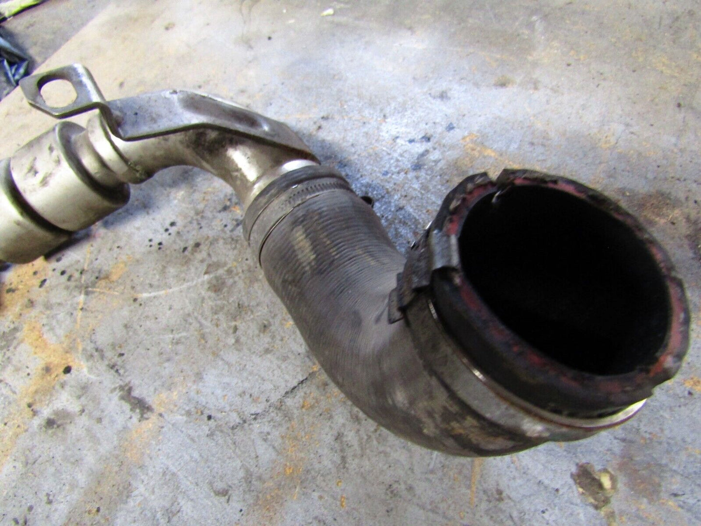 JAGUAR XF X250 3.0D INTERCOOLER TURBO HOSE PIPE