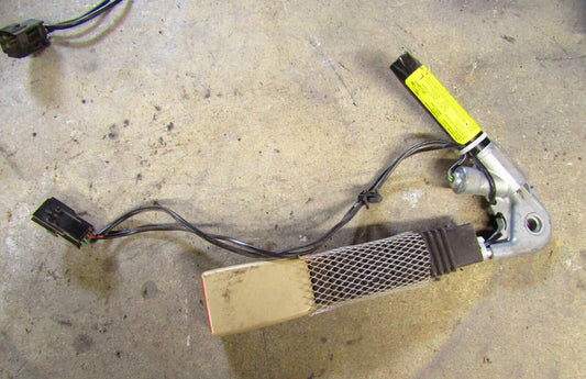 JAGUAR S TYPE EARLY N/S/F PASSENGER SEAT BELT PRE-TENSIONER FRONT CREAM