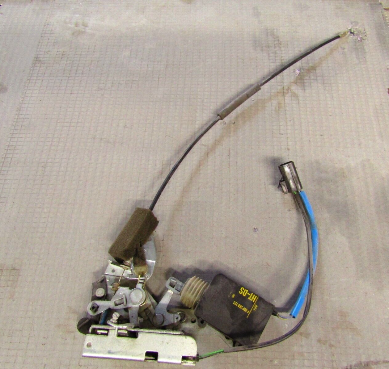 JAGUAR XJ 1997-2003 X308 O/S/R  DRIVERS REAR DOOR LOCK MECH