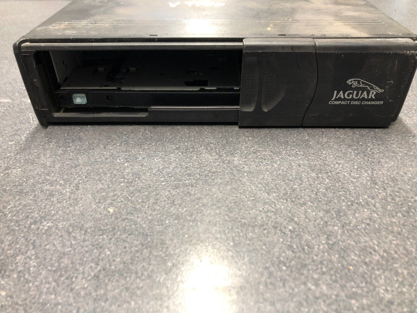 JAGUAR X-TYPE CD CHANGER 1X43-18C830-AC