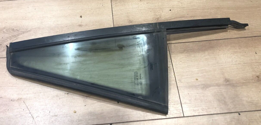 JAGUAR X-TYPE ESTATE DRIVERS RIGHT REAR QUARTER GLASS WINDOW