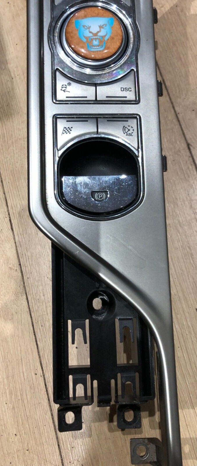 JAGUAR XF 3.0 DIESEL AUTOMATIC GEAR SELECTOR 9X23-7E453-DD