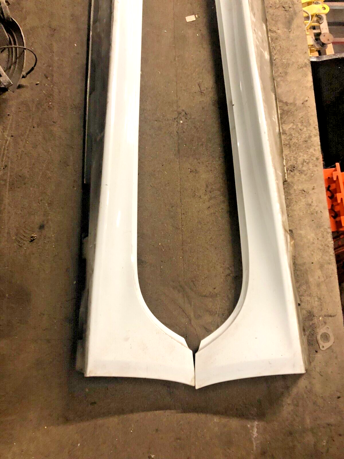 JAGUAR XF X250 R SPORT SALOON O/S & N/S SIDE SKIRT PAIR WHITE