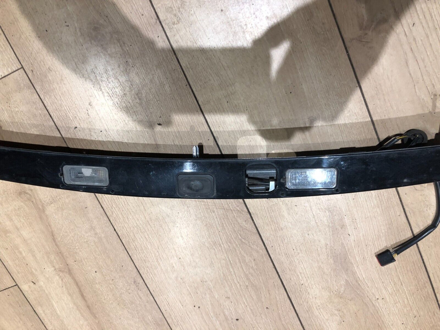 JAGUAR XF X250 BOOTLID STRIP HANDLE TRIM SALOON CX23-13550-BD