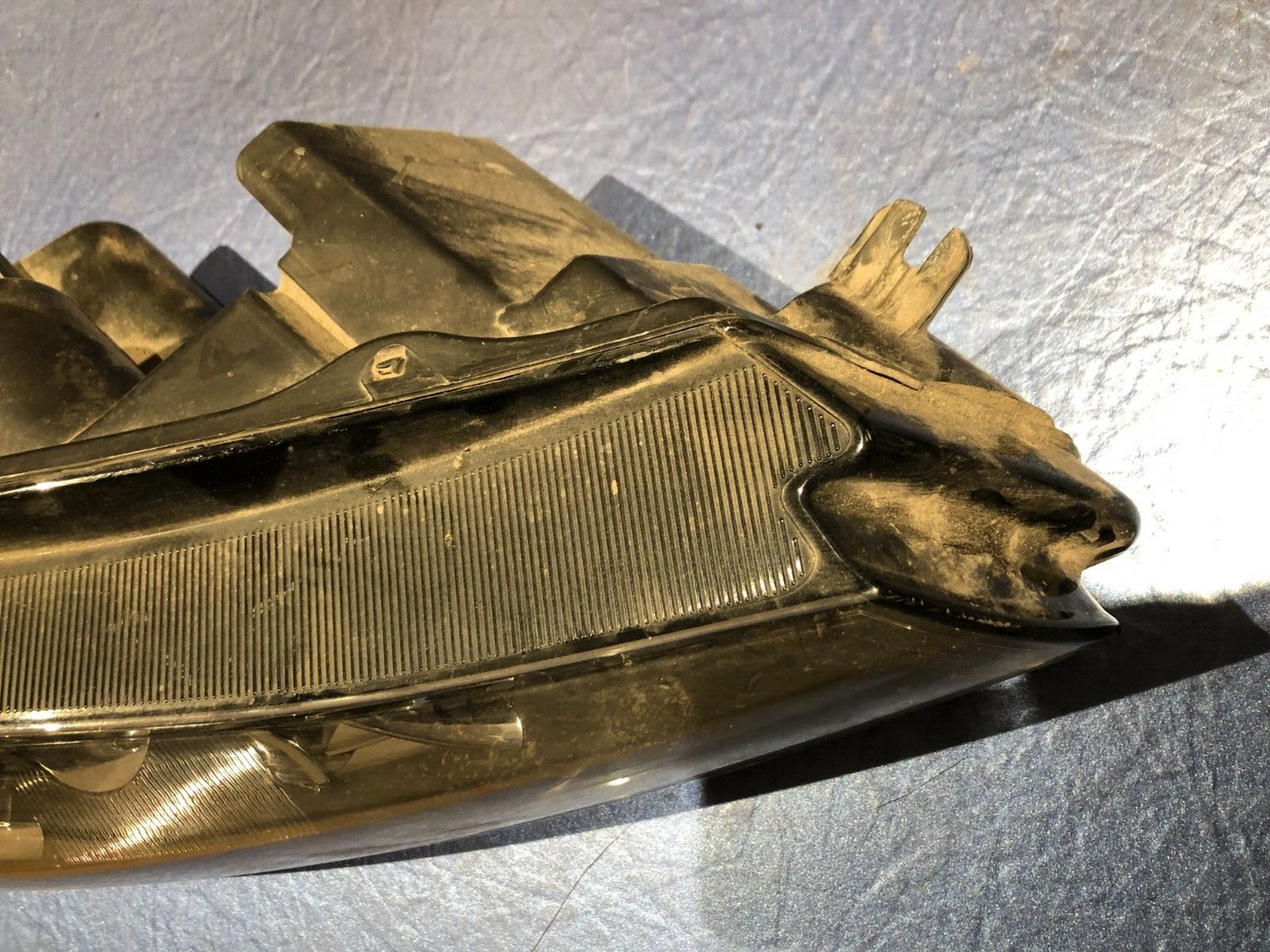 JAGUAR XF X250 2011-2015 HEADLIGHT HEADLAMP DRIVER SIDE CX23-13W09-DG